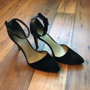 BP Black Suede Pump w ankle strap sz. 6